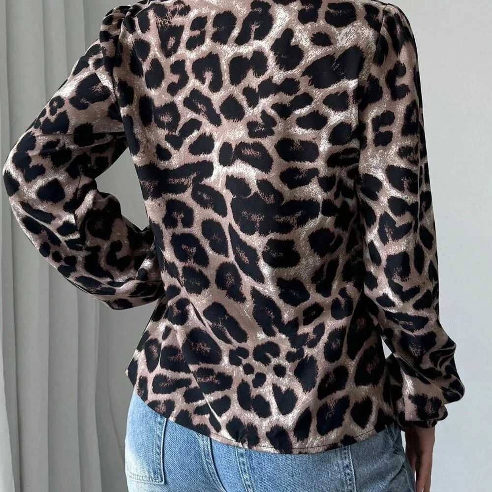 Black Casual Women's Elegant 3d Floral & Leopard Print Lantern Sleeve Blouse - Picture 2 of 5
